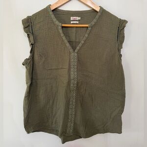 Faherty 100% Cotton Gauze Sleeveless Top Women’s M Olive Green Shirt Boho Resort